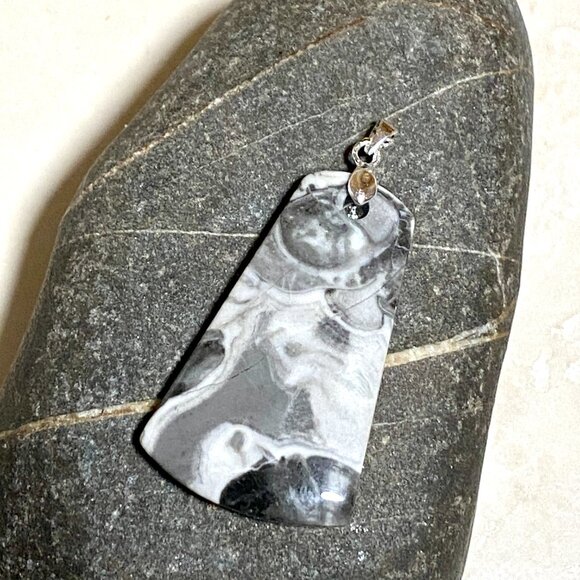 Natural Black & White Agate Pendant, Large Genuine Gemstone Pendant - Picture 4 of 10